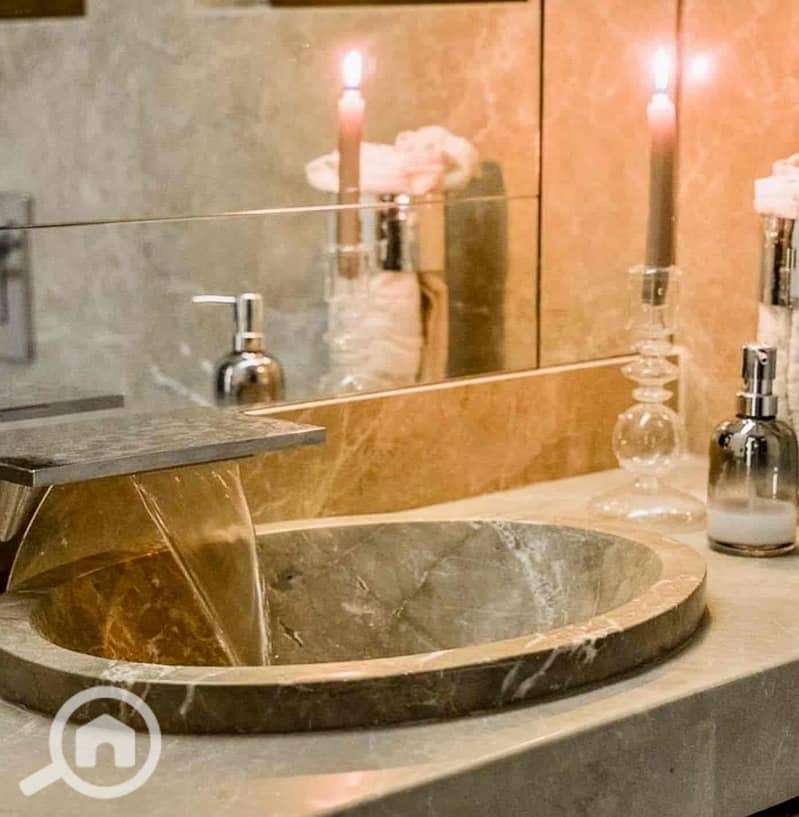 15 20f500b6-e5e9-4c75-a16e-90bac52b52db. jpg