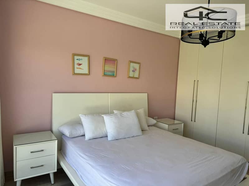 4 755d7577-5bf8-421b-aa1b-a59d11c5a478. jpg