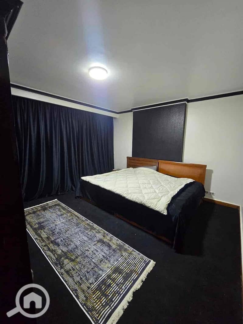 8 aa62d9f0-25e6-406c-8a51-4608a6cc8e24. jpg