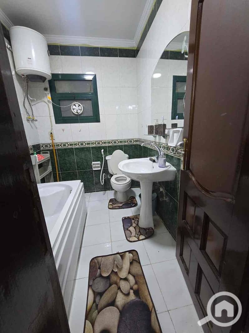 9 6d1d7fc0-8aa3-4502-b777-e25c40dad971. jpg