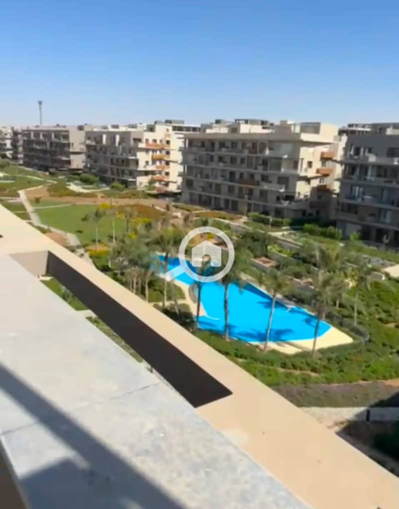 3 WhatsApp Image 2025-10-29 at 12.45. 05_14324970. jpg