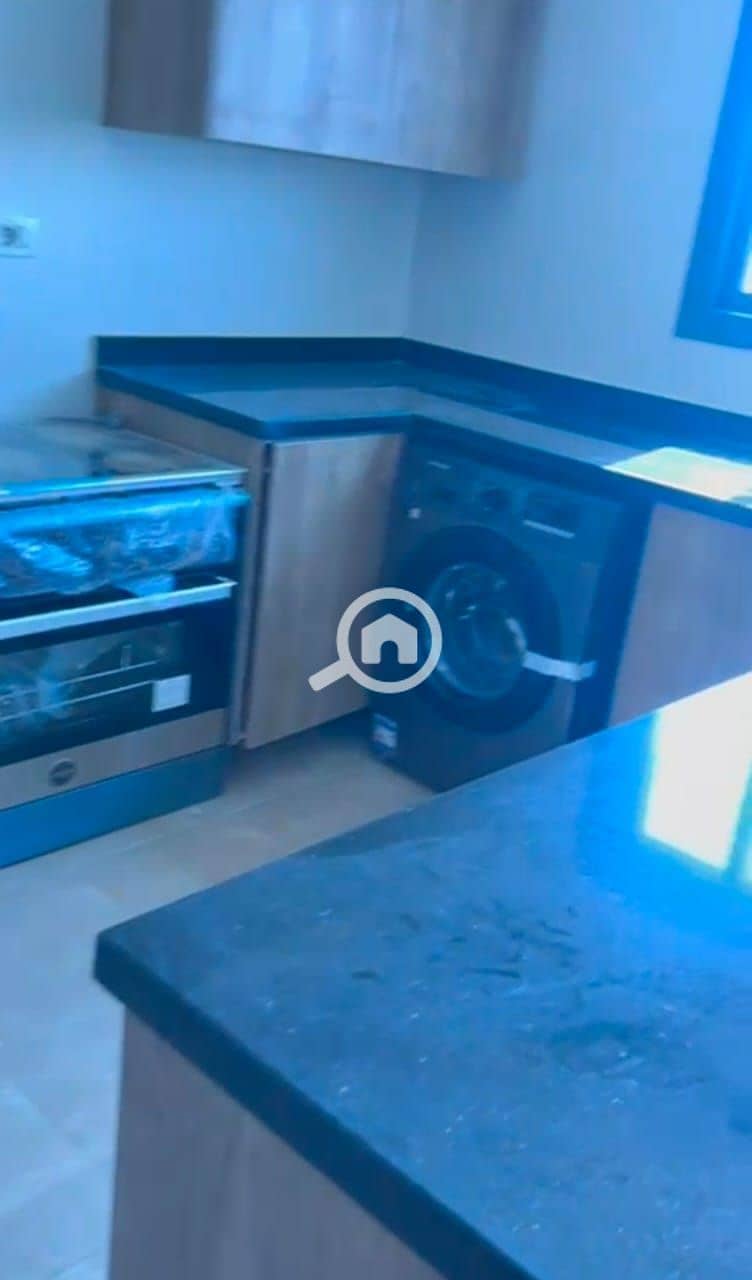 6 WhatsApp Image 2025-10-29 at 12.45. 06_024f1102. jpg