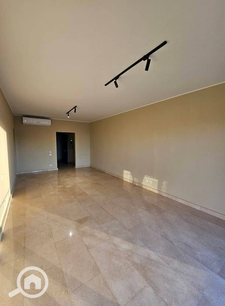 4 473649232_8700796123382618_585409992909443546_n. jpg