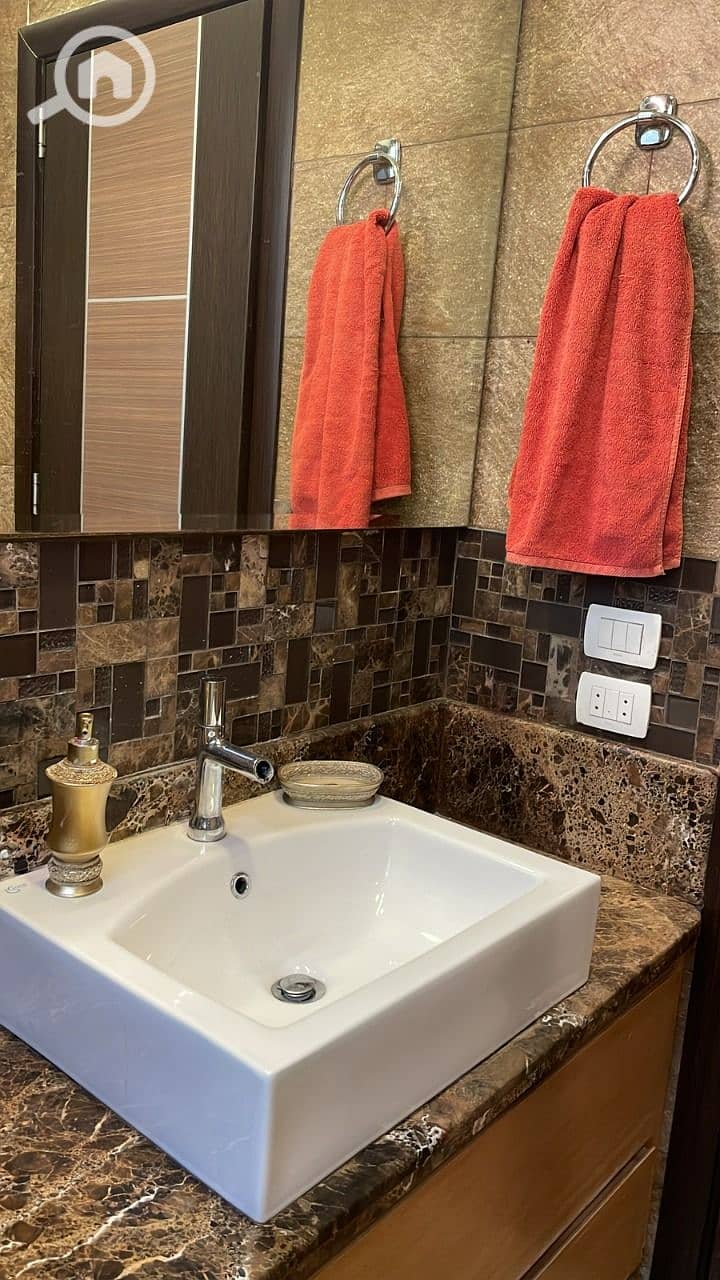 41 WhatsApp Image 2025-10-29 at 3.50. 42 AM (2). jpeg