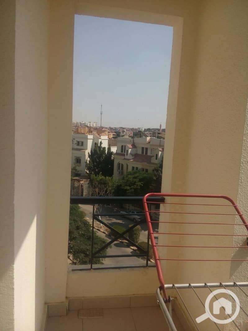 2 689f4733-9350-47fa-9f54-a90829f92bd7. jpg