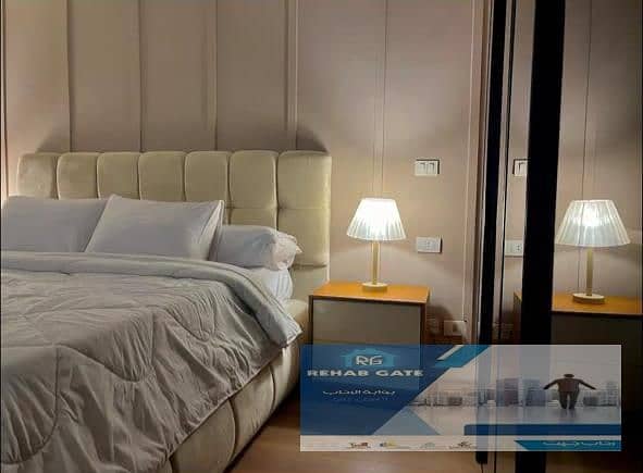 10 e220a9ae-4504-4fc2-a5f8-2868e88b5f85. jpg