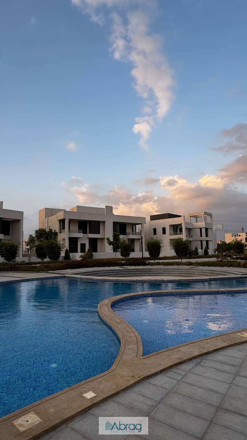 7 d72e541b-cbe7-4ce8-be97-391fcecadfd2. jpg