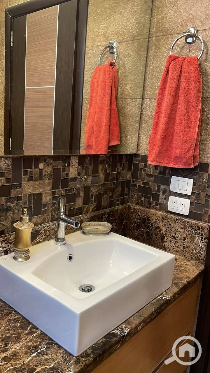 41 WhatsApp Image 2025-10-29 at 3.50. 42 AM (2). jpeg