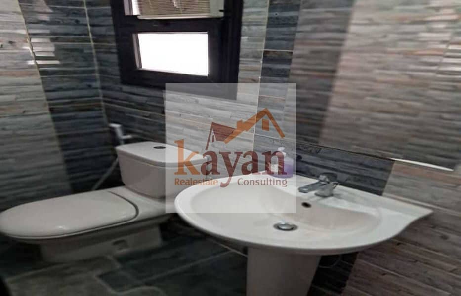 15 8b7c7c60-d2ee-427b-b753-44c71c18d386. jpg