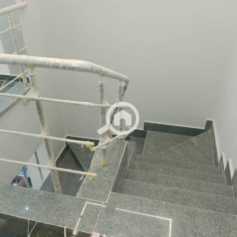 28 WhatsApp Image 2025-11-04 at 1.17. 12 PM (1). jpeg