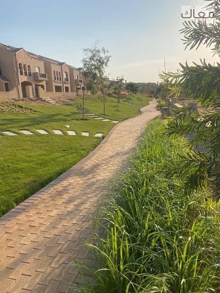 4 WhatsApp Image 2025-10-26 at 14.27. 55. jpeg