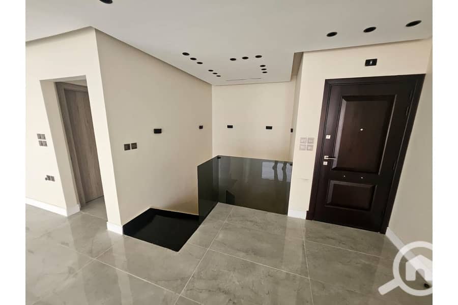 10 WhatsApp Image 2025-11-04 at 1.39. 36 PM (4). jpeg