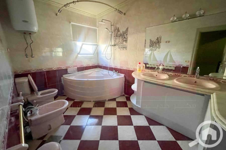 11 WhatsApp Image 2025-10-29 at 4.55. 43 PM (4). jpg