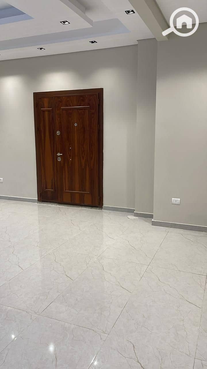 2 WhatsApp Image 2025-08-11 at 12.07. 46 AM. jpeg