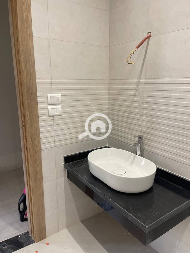 17 WhatsApp Image 2025-08-18 at 10.25. 52 PM. jpeg