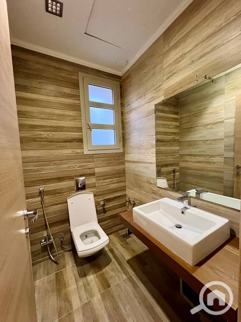 8 WhatsApp Image 2025-11-04 at 1.22. 52 PM1. jpeg