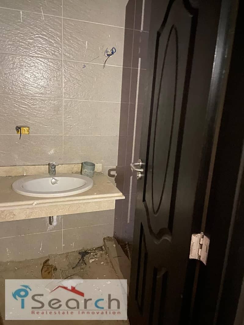 17 WhatsApp Image 2025-11-04 at 13.32. 34_977370a3. jpg