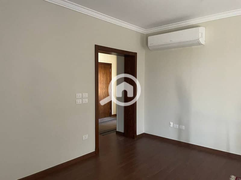 2 575102840_2032696124143764_1007007542761947722_n. jpg