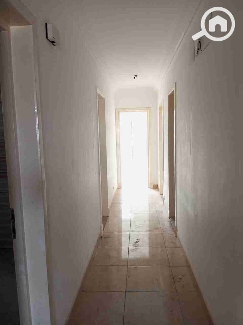 1000750071. jpg 1000750071. jpg