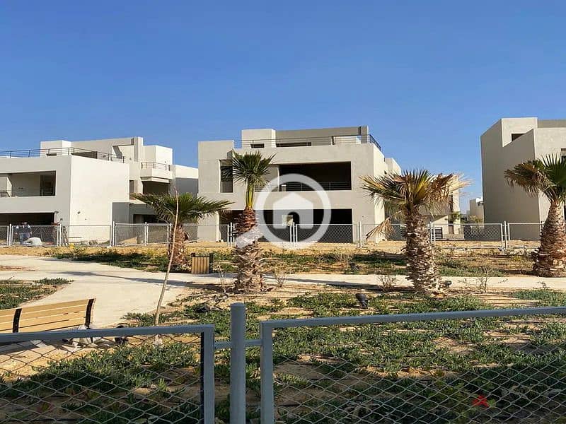 7 67117953-800x600. jpg