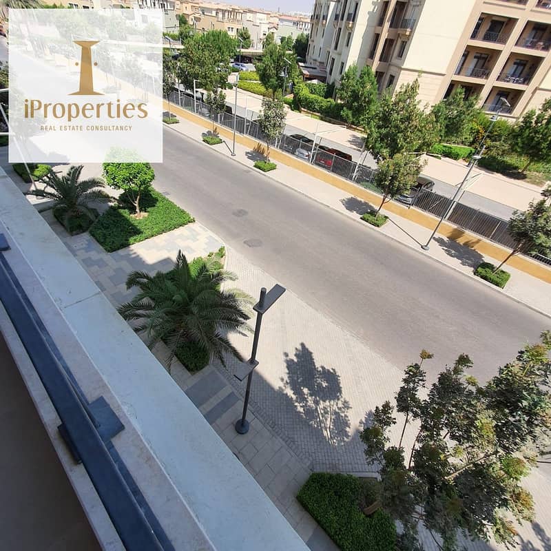 8 ec974f82-0838-47d4-b62e-ef3c1caef0a4. jpg