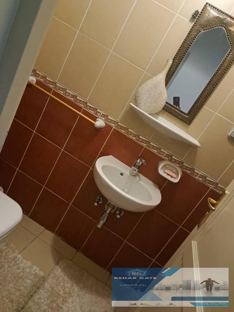 6 2168fbaa-283d-4cbd-8af1-31ca93628912. jpg