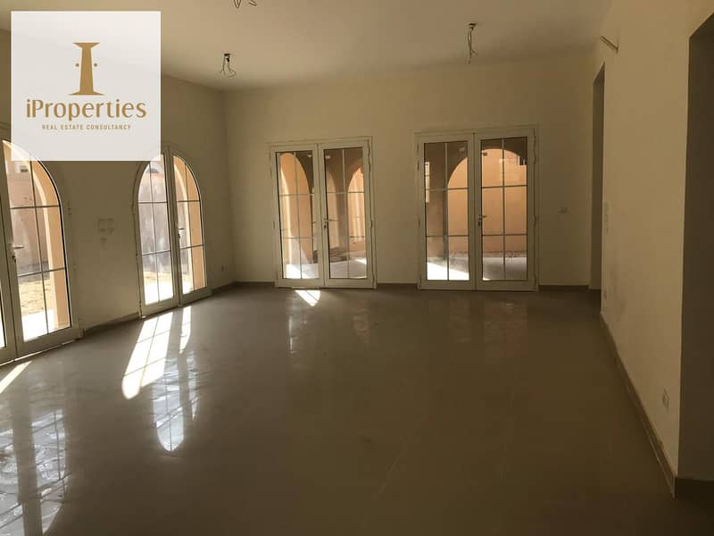 8 fe0e4d08-de2b-443c-a89a-5dc8dc9793a5. png