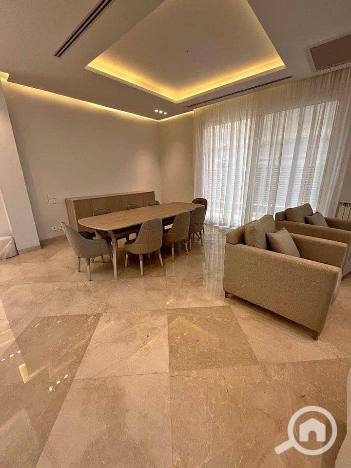 4 2fa400ac-cdf7-4c26-af40-40823423033e. jpg