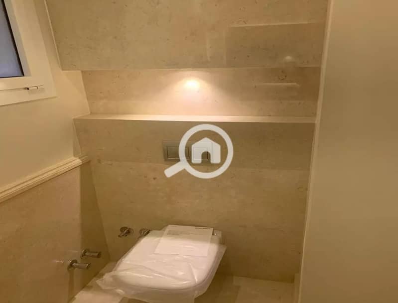 8 3583008-5fd44o_10_11zon. jpeg