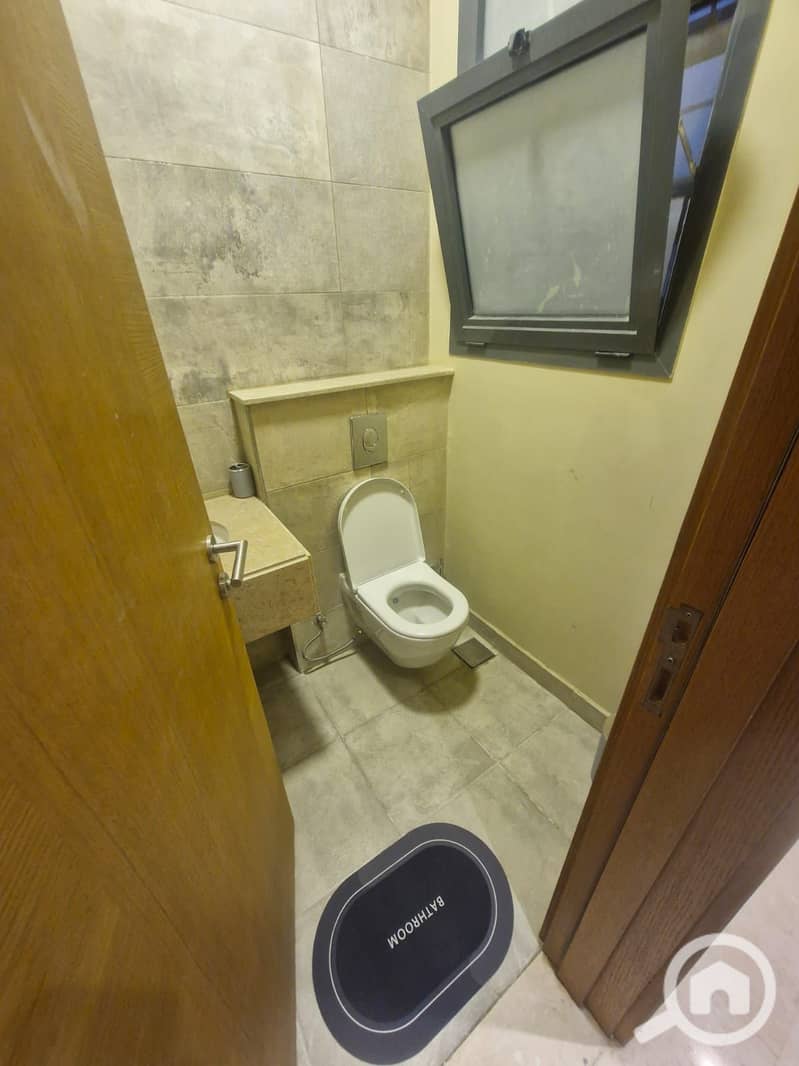 11 ad668631-a800-4529-9949-43b6bc7db8a4. jpeg