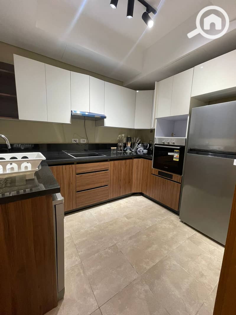 13 f21bd17e-3a02-4e4a-bc77-b1e98146539a. jpeg