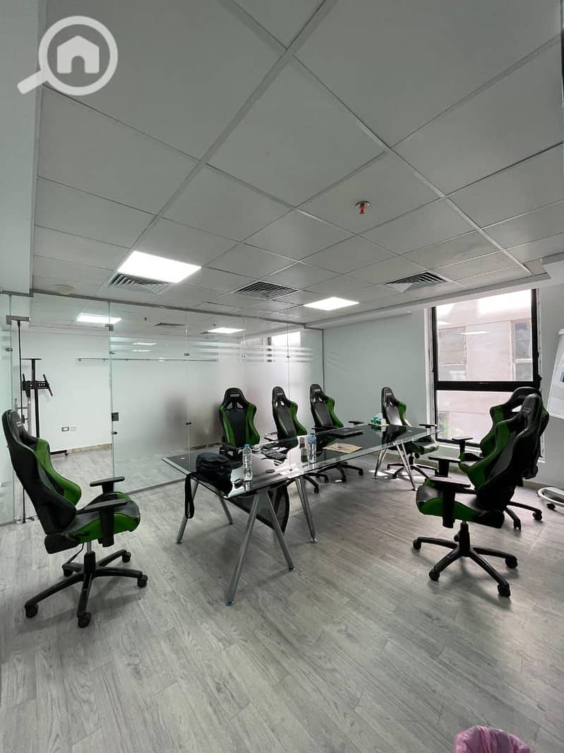 2 c2ecc137-6bce-4adf-b9b9-7281c03b9932. jpeg