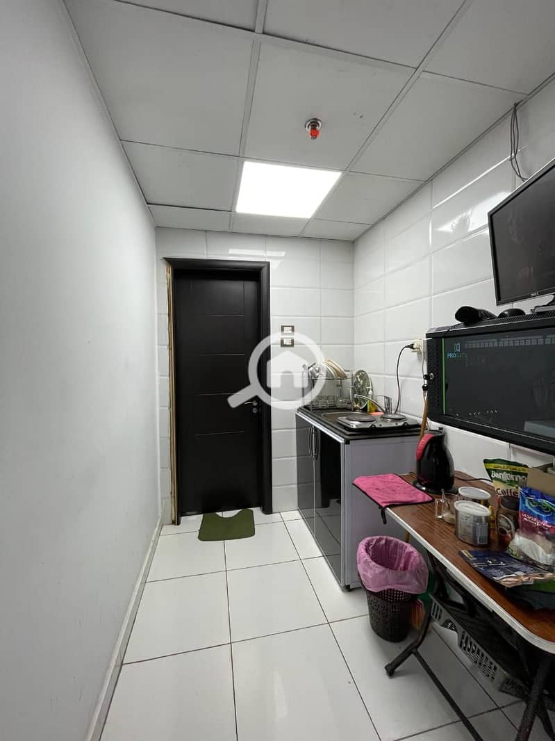 5 99495e54-112f-4498-ab0b-4e8374c9a453. jpeg