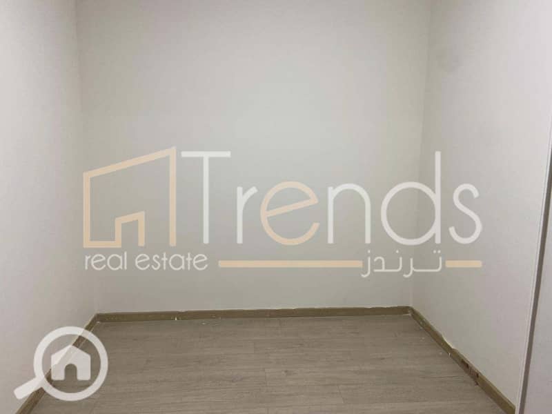 11 WhatsApp Image 2025-11-03 at 11.44. 57 AM (3). jpg