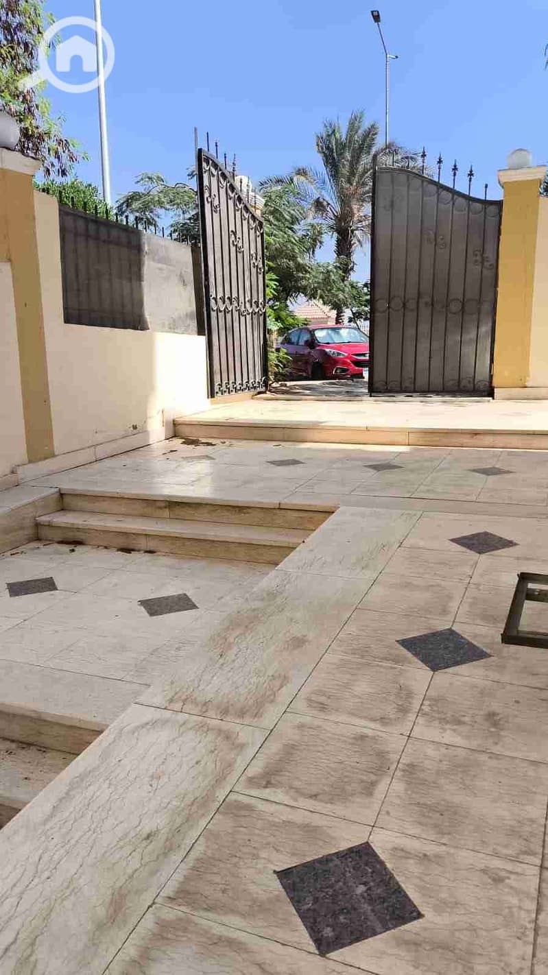 1000276262. jpg 1000276262. jpg