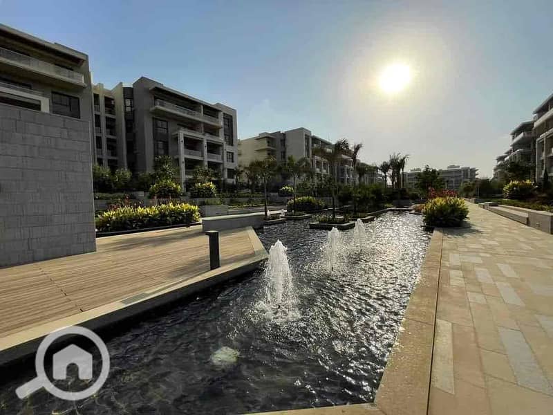 7 e956bd1c-8d53-4941-b795-976390c87ab5. jpg