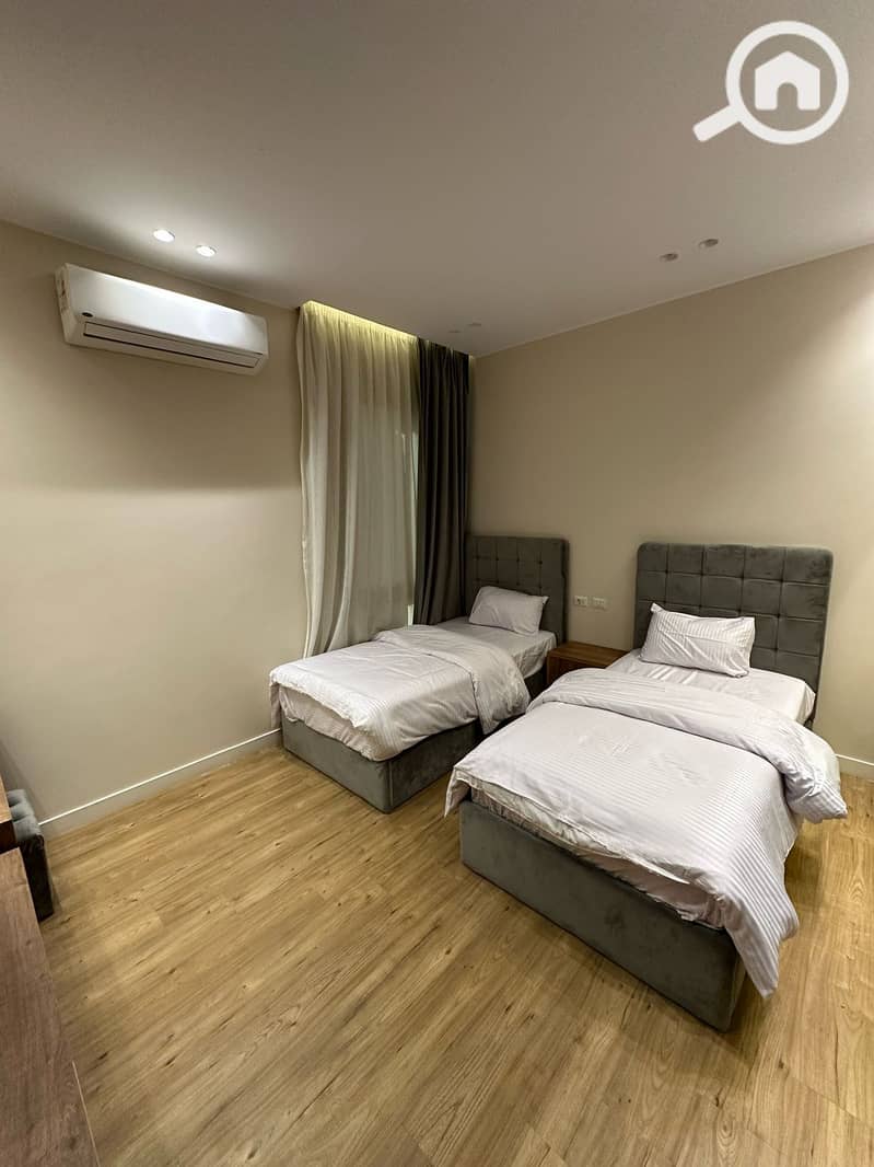 24 WhatsApp Image 2025-11-04 at 2.15. 20 PMضص. jpeg