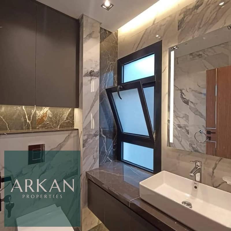 13 dba4fe8f-148f-430c-af5d-7194ab3f8fd4. jpg