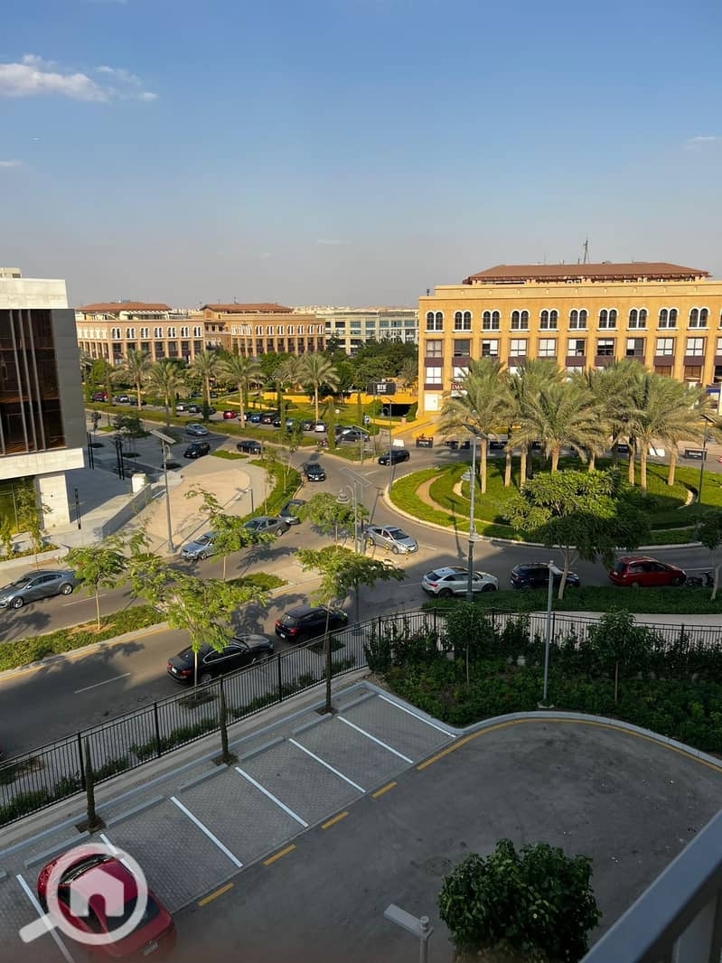 3c888195-3c6c-42c5-a880-399de3585995. jpeg