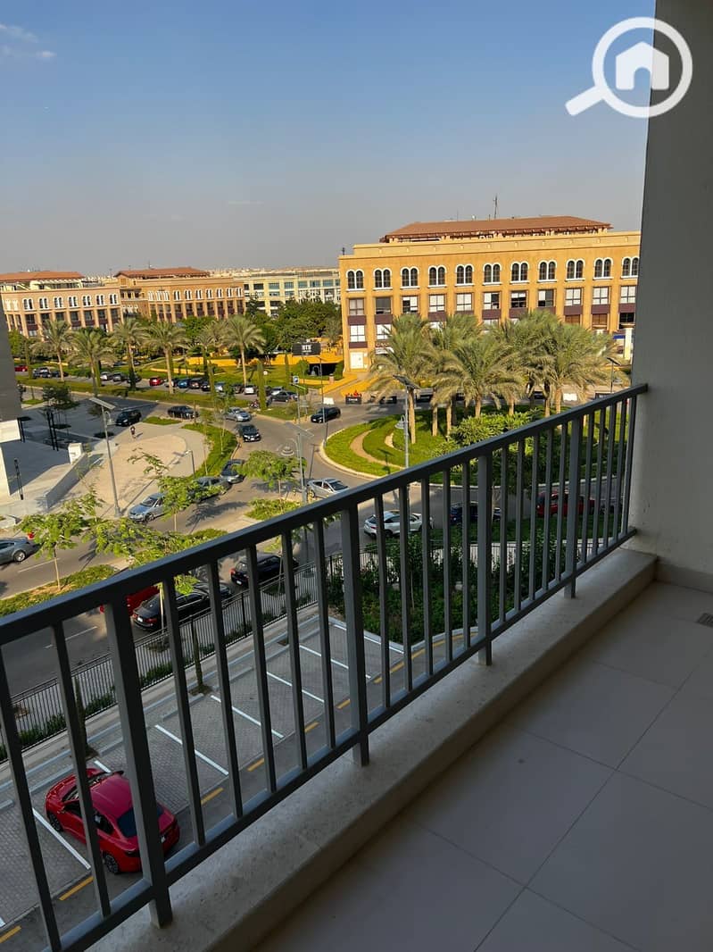 2 74e8df2e-72ba-492b-9b98-94bdfa343ab4. jpeg