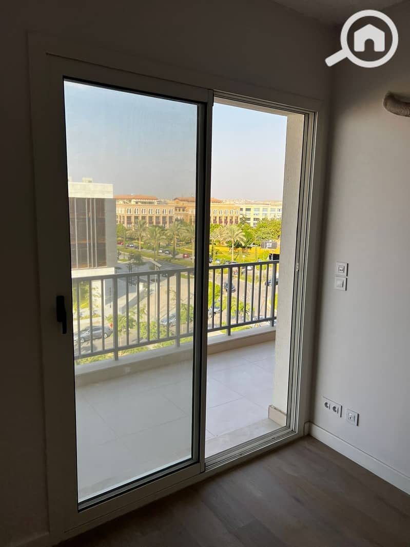 9 611f7416-e2f6-426a-af05-57eafc0d7eef. jpeg