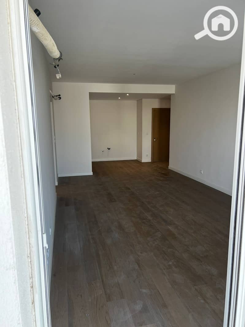 14 2236d9e2-c6f4-4b5b-b722-172908413633. jpeg