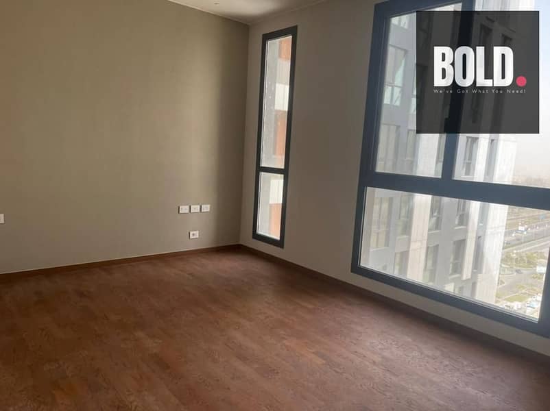 7 774c5eab-bfa2-44f8-bb40-7697cb436797. jpg