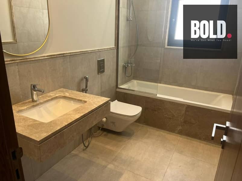 11 bccd756d-0139-4468-bf45-8861719267bd. jpg