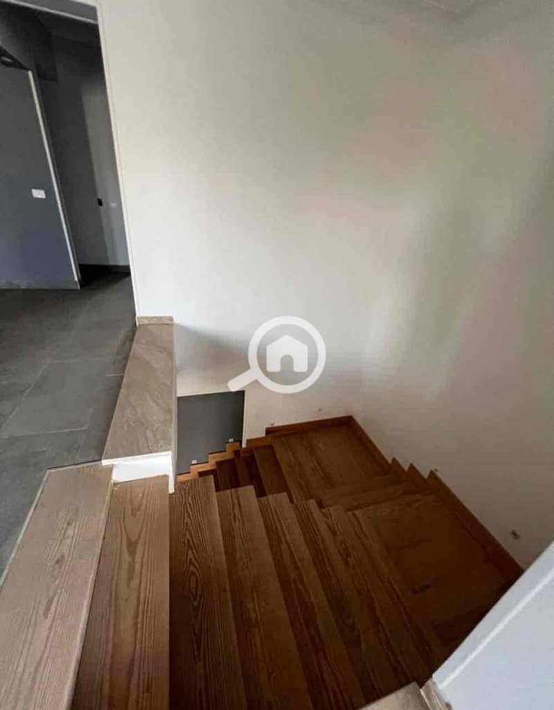 9 aabb4f40-3371-4678-ba5b-fe71c817edd5. jpg