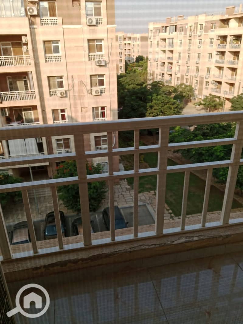 8 dfdd233e-b450-4ca6-a9f1-9c3668cb4f0a. jpeg