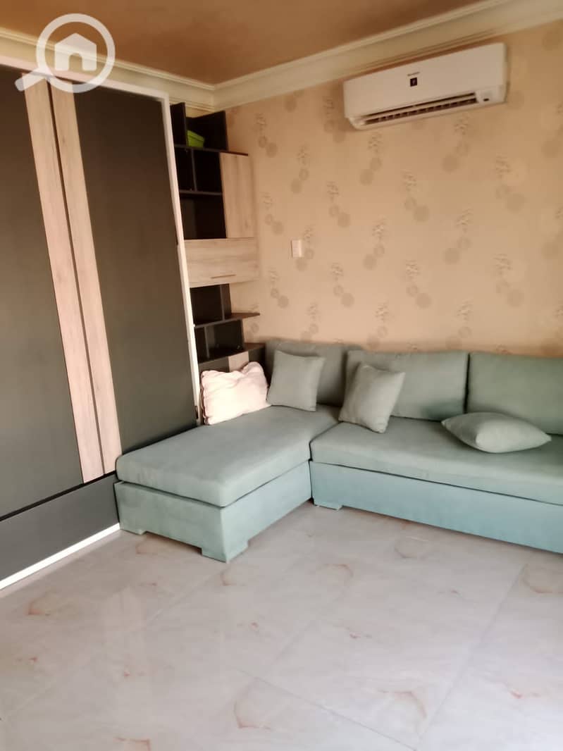 12 a0ef4bcd-dc7b-4d1d-840b-d4b94321eed4. jpeg