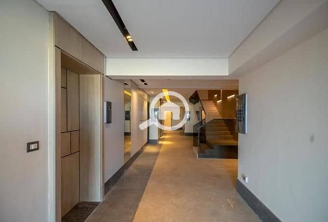 10 3880498-b1101o. jpg