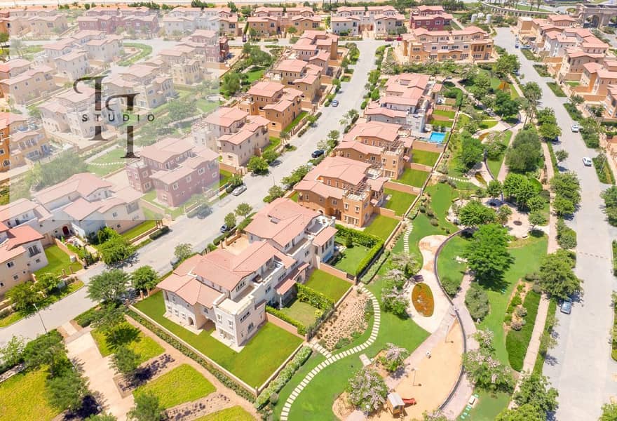 4 3af98c9b-bd50-4d7b-8d73-b051e6eb52dd. jpg