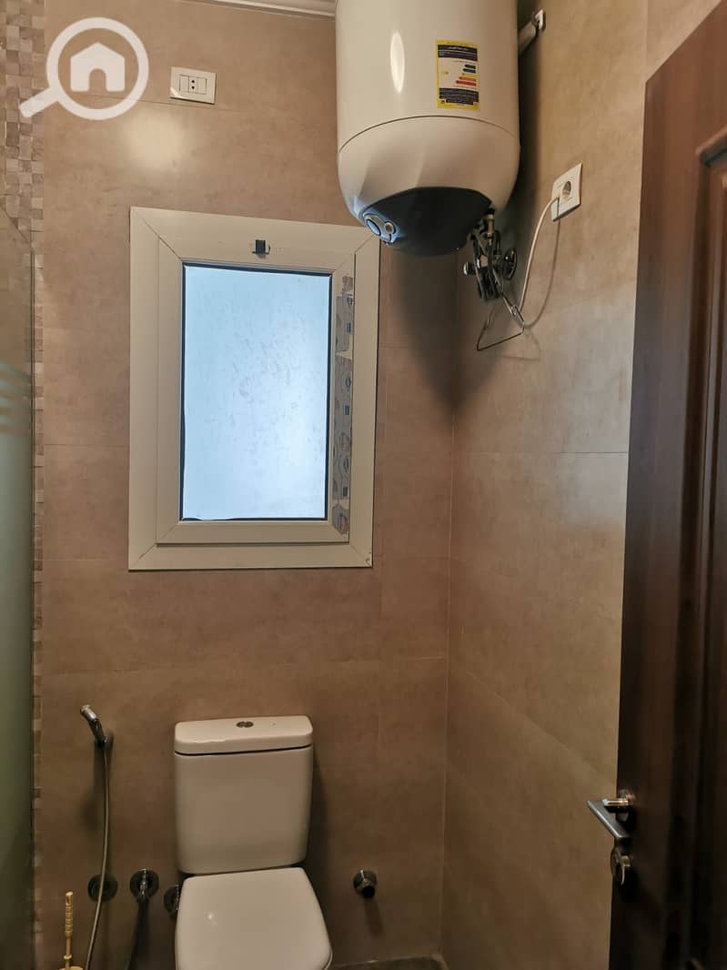 11 405c8b5e-7e67-4cab-abdc-1588272248e6. jpg